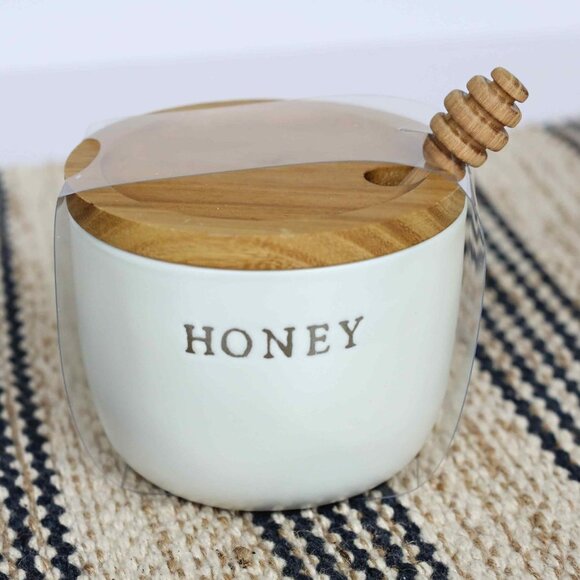 New!  Stoneware Honey Pot with Wood Lid & Dipper - Hearth & Hand with Magnolia - Picture 6 of 6